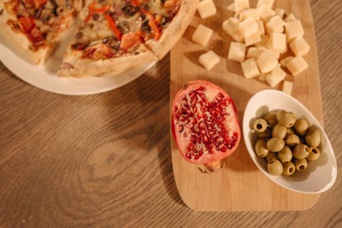 여름철 야식 위험성 : 살찌는 것보다 더 무서운 문제들