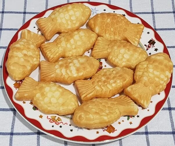 겨울간식으로 사랑받는 붕어빵의 매력