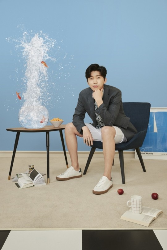 임영웅 자가격리 화보 공개