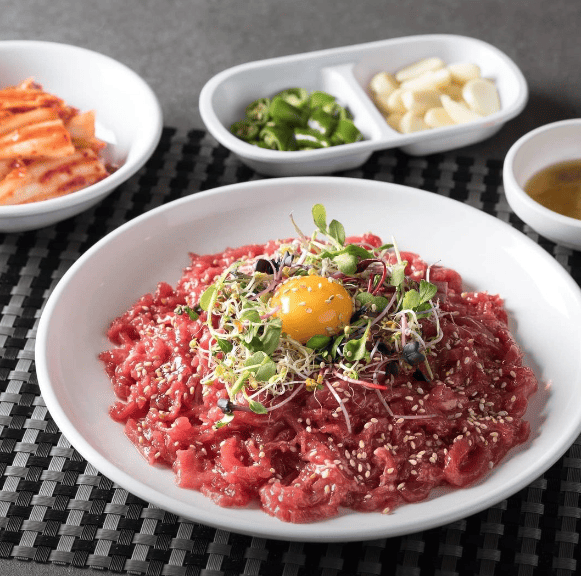 광장 시장 맛집 &quot; 진주육회 &quot; 음식 사진