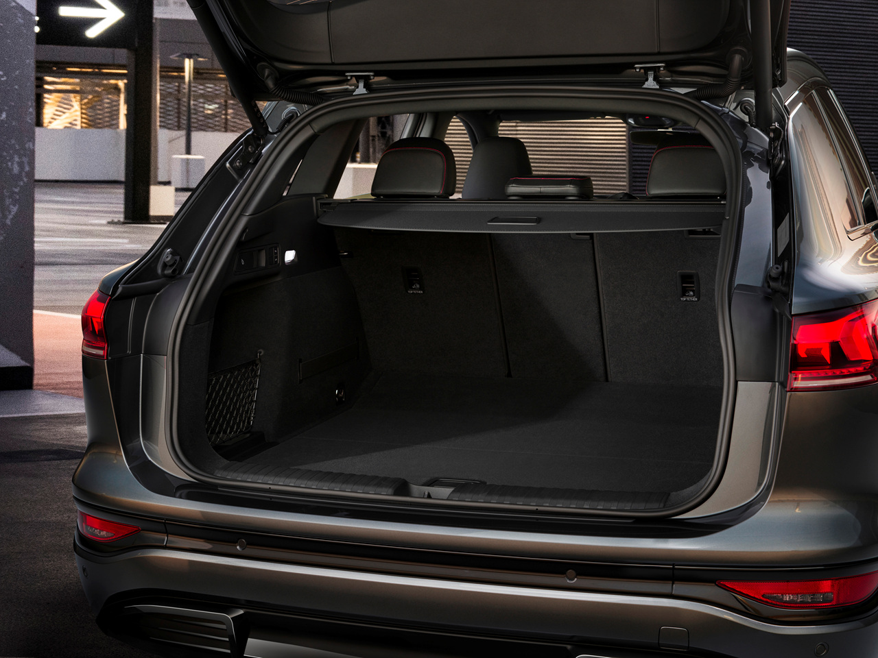 아우디 SQ6 e-tron