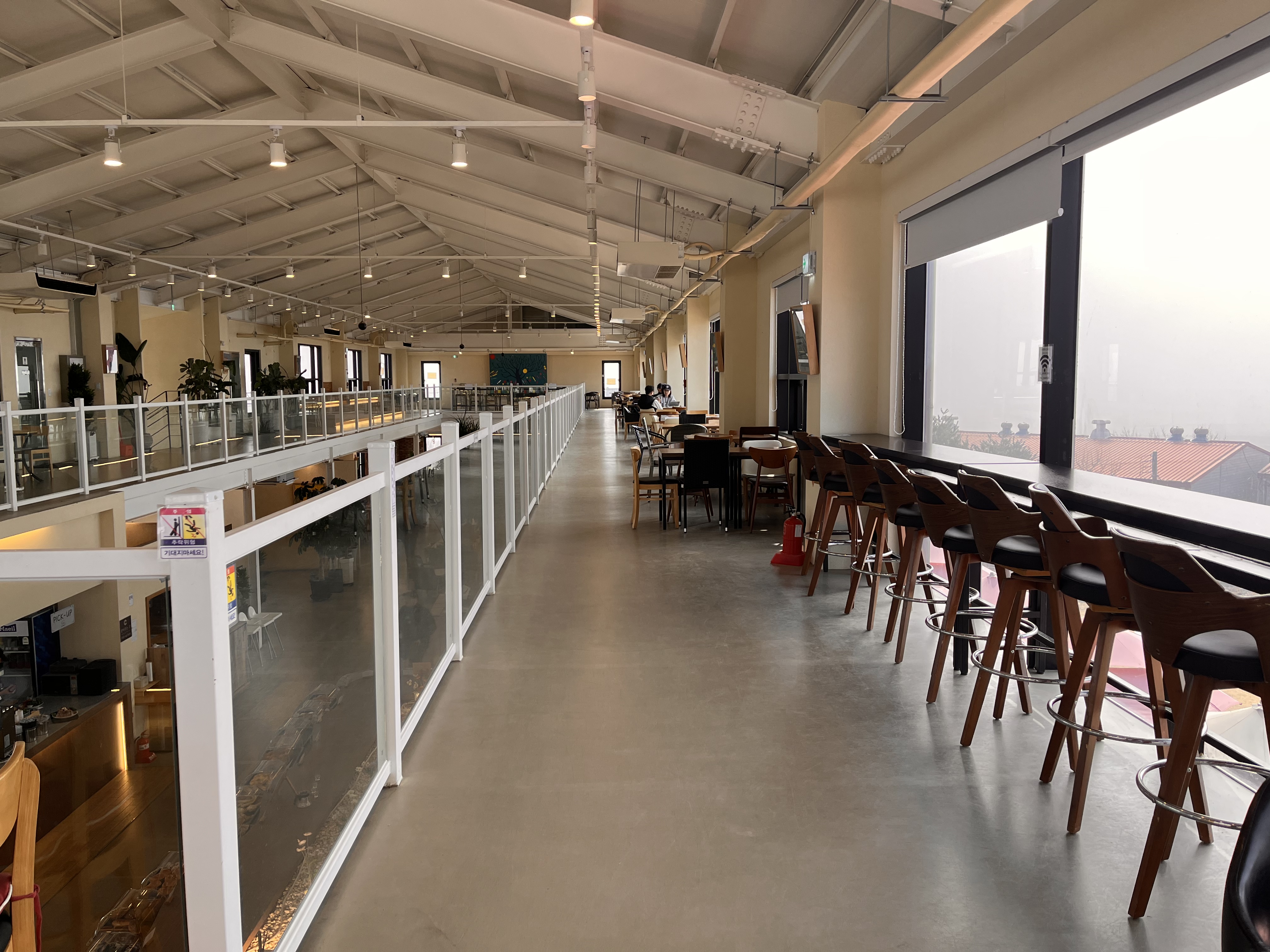 용인 대형 베이커리 카페 라미르