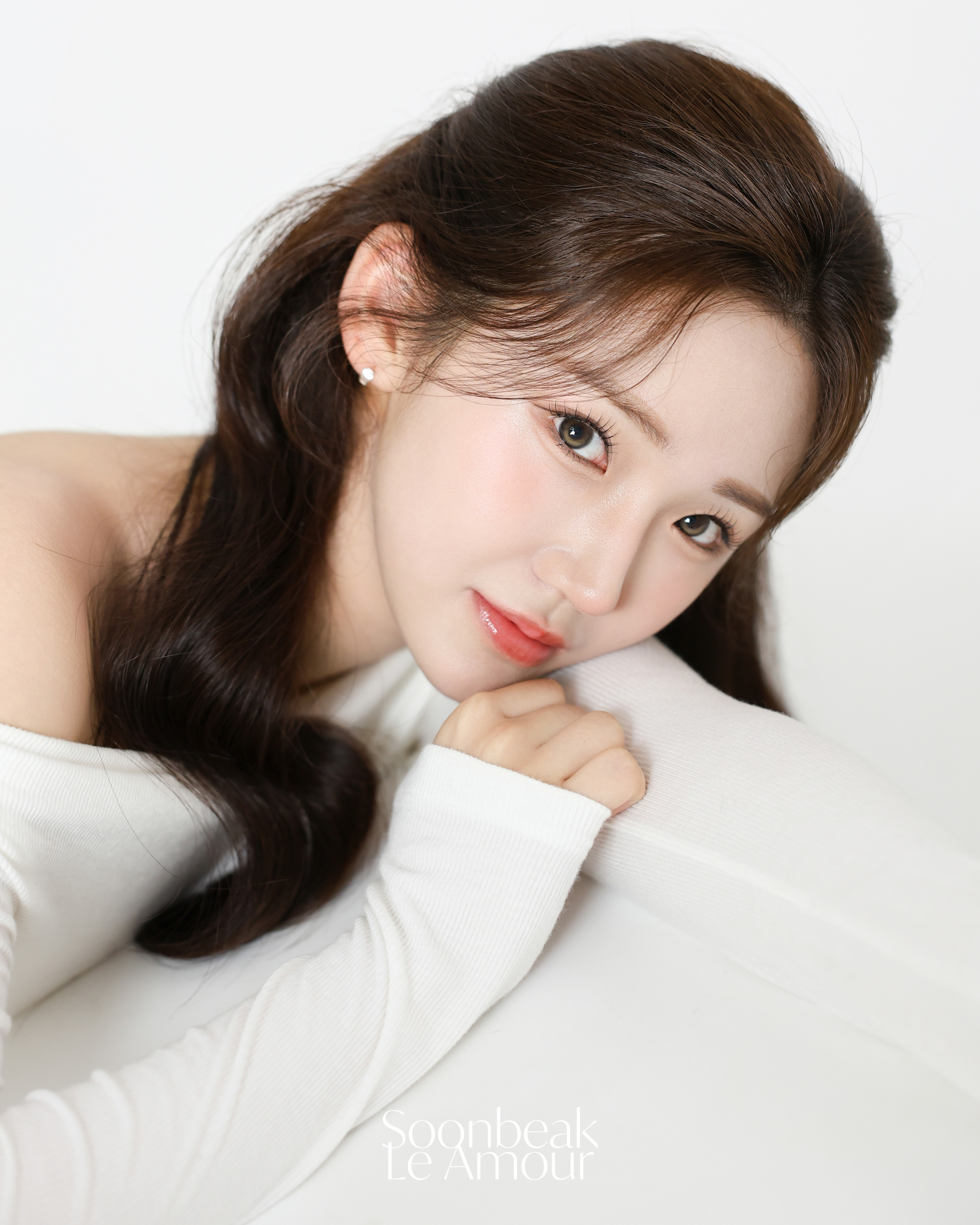 천안 프로필사진 순백스튜디오 &mdash; 여자 프로필 11