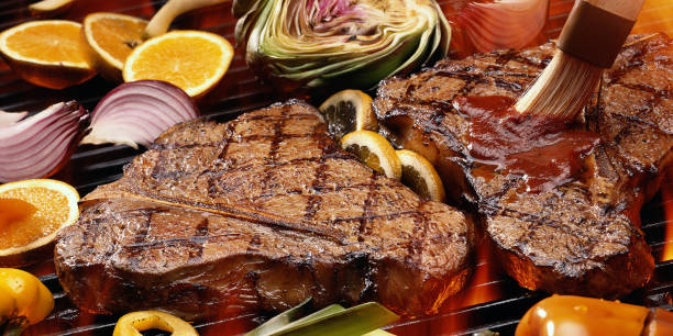 🥩 T자 뼈 하나로 두 가지 부위를 맛보다 - 티본스테이크의 구조, 영양, 과학