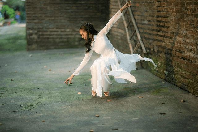 전통무용의 현대적 응용