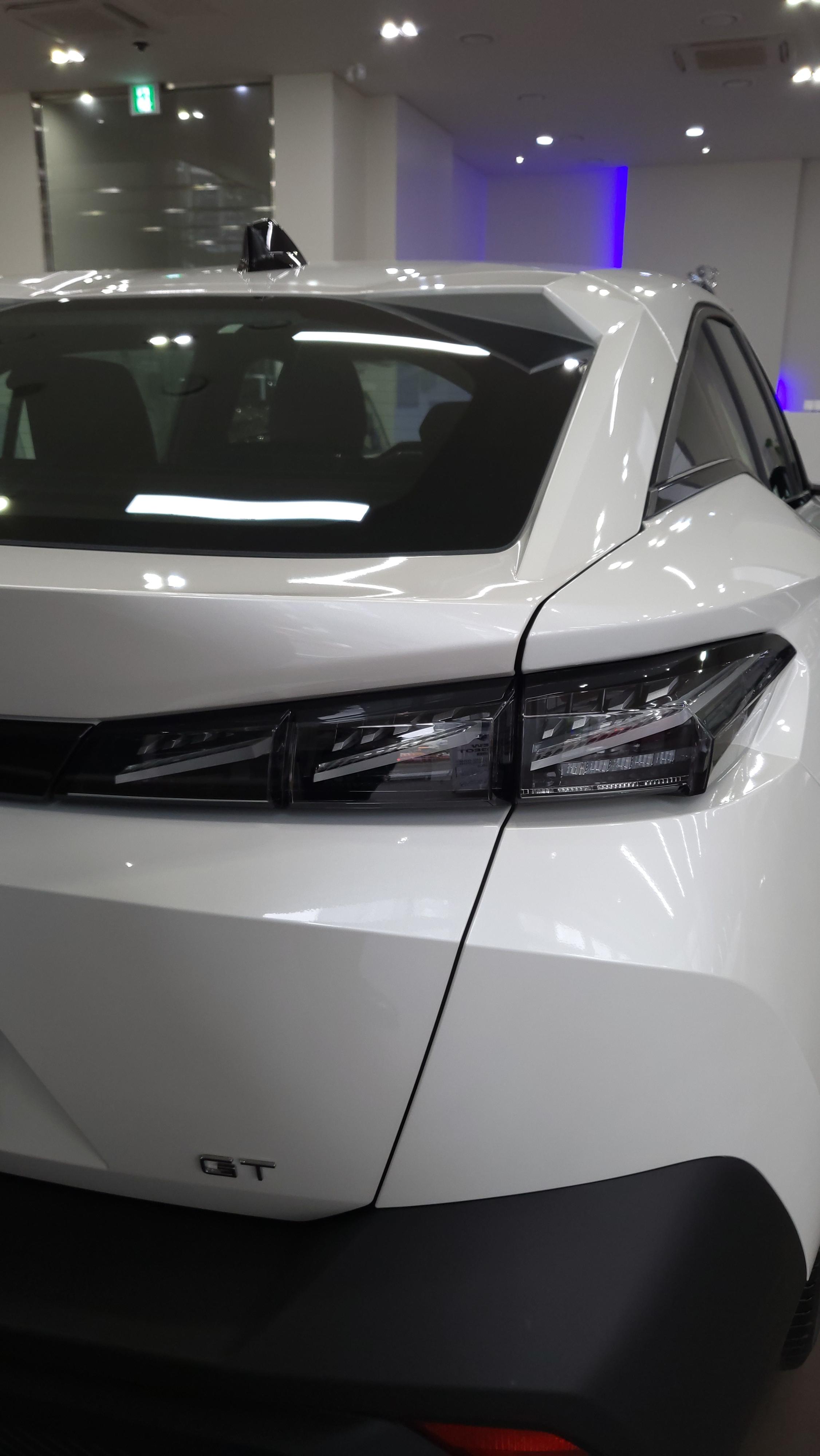 푸조 408 테일램프