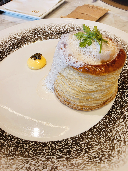 랍스터와 성게 볼오방