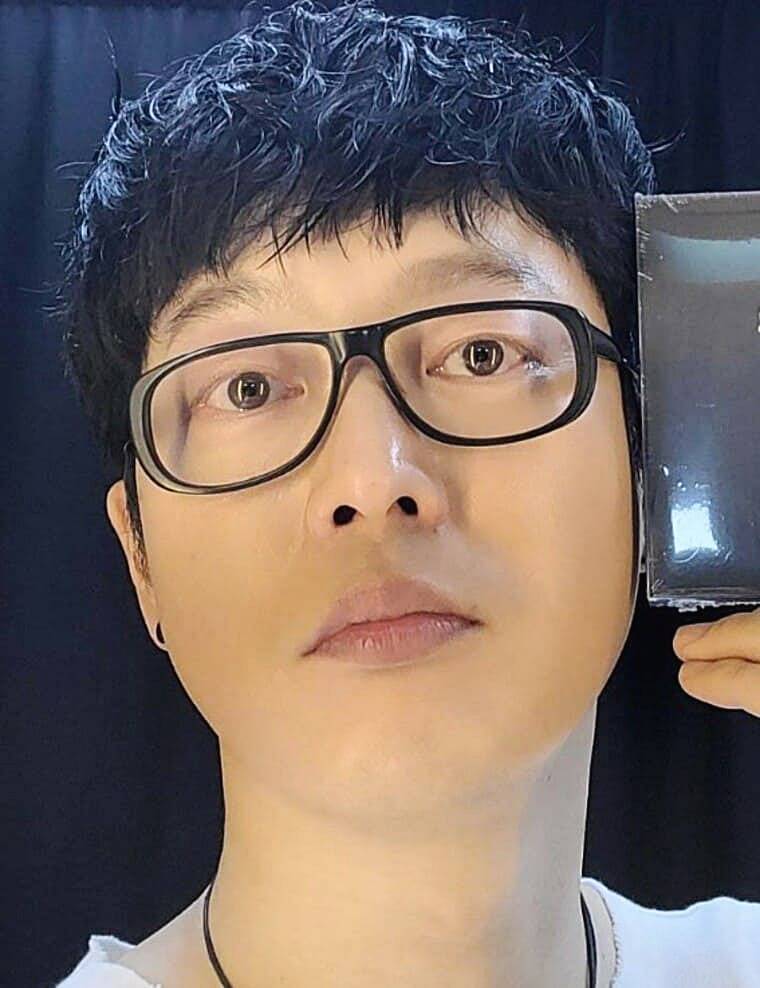 가수-국카스텐-하현우