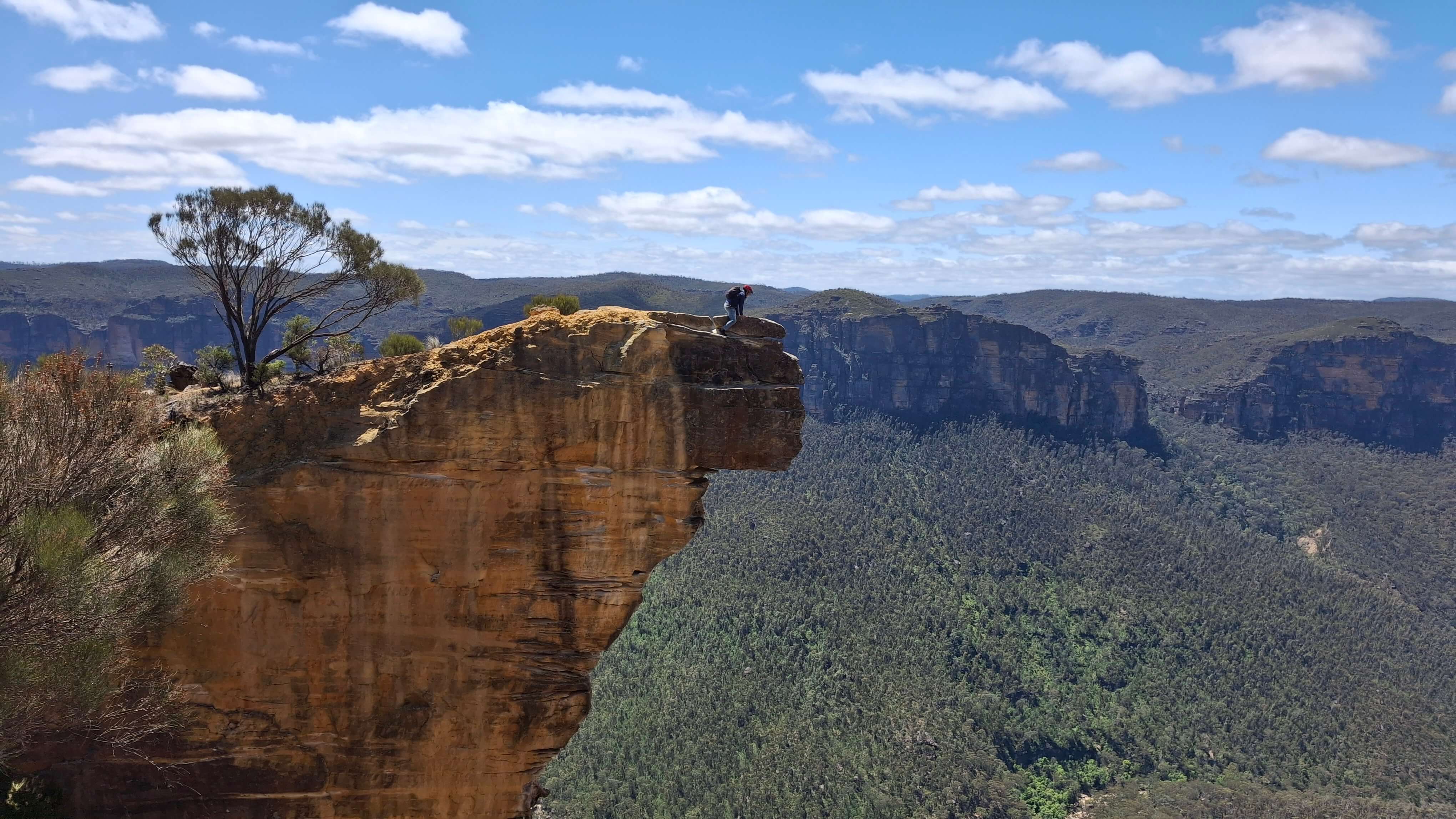 행잉 락 (Hanging Rock)