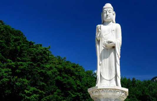 대구 팔공산 동화사, 수능 촛불기원법회로 유명한 사찰
