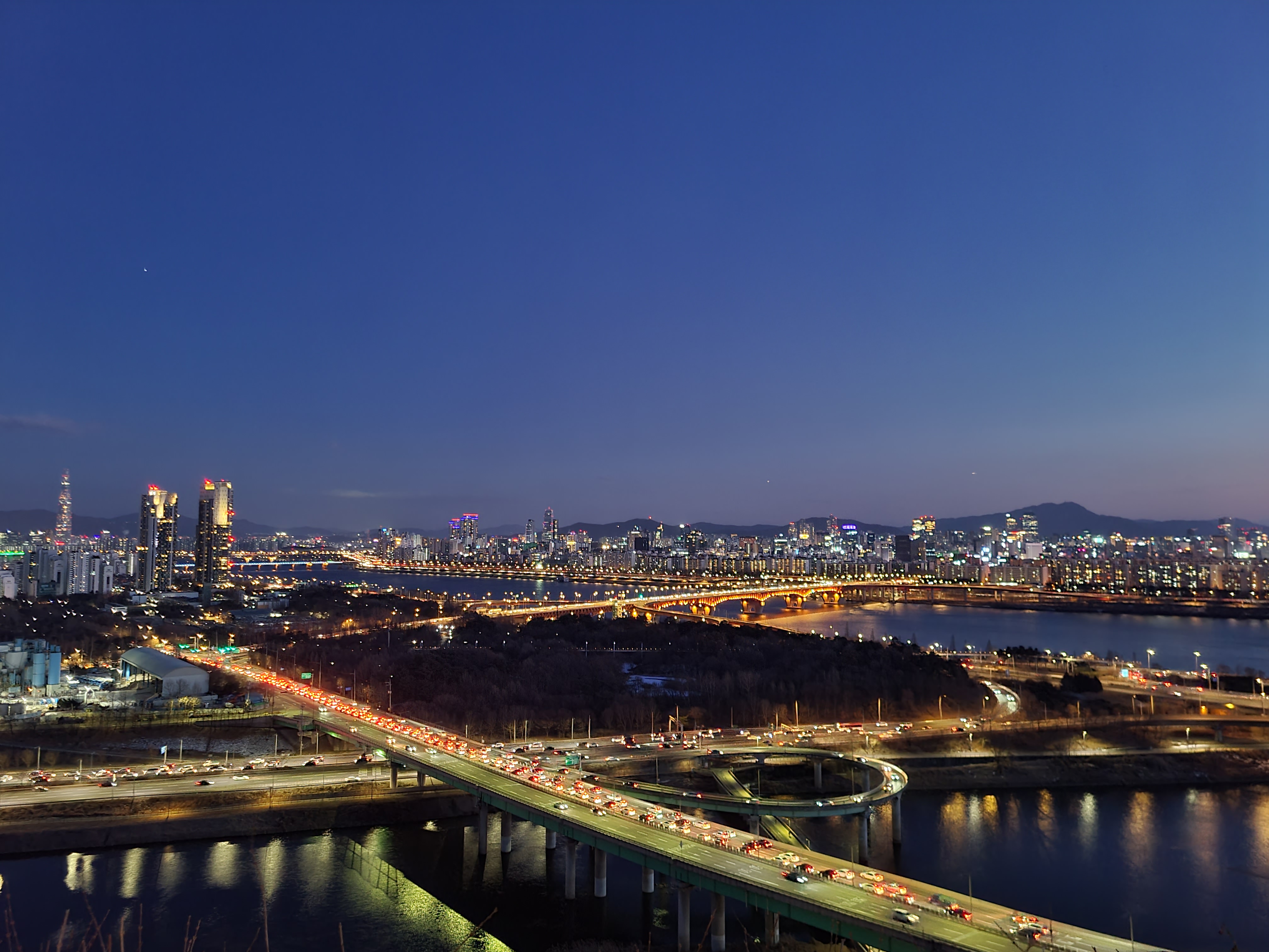 응봉산