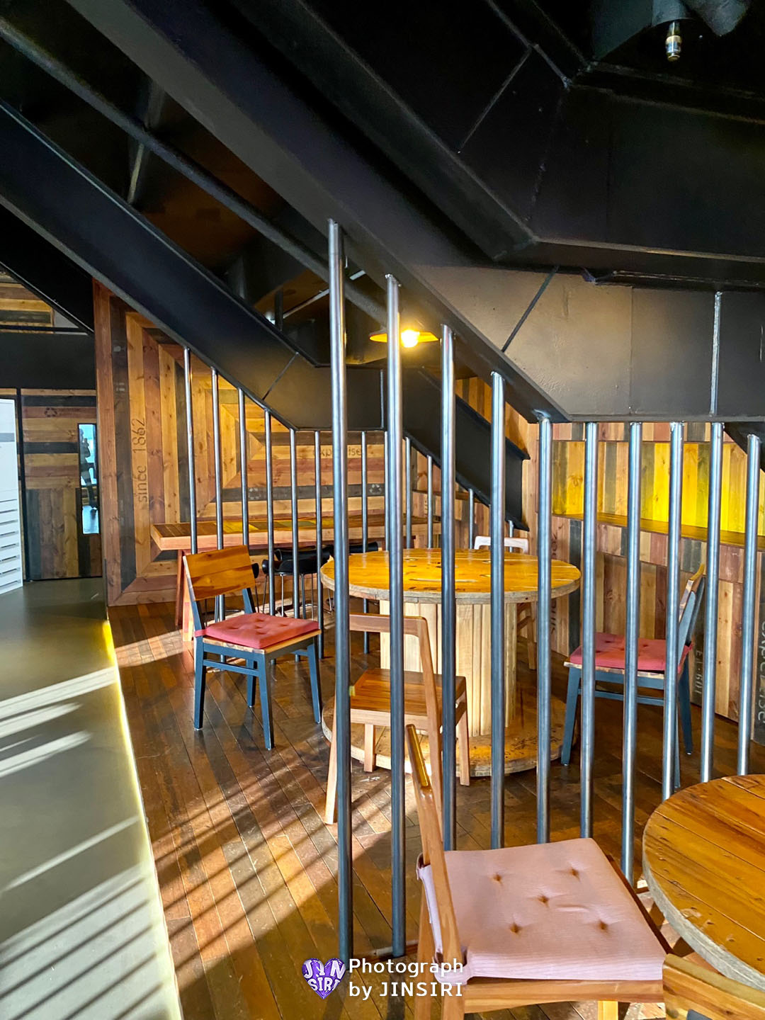 ๋ ๋ํ์ดํ ์์