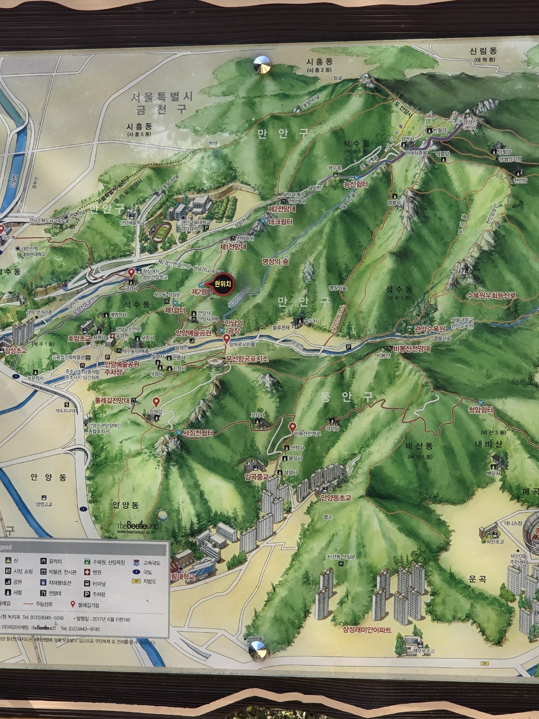 지점마다 지도와 안내표시가 있어요