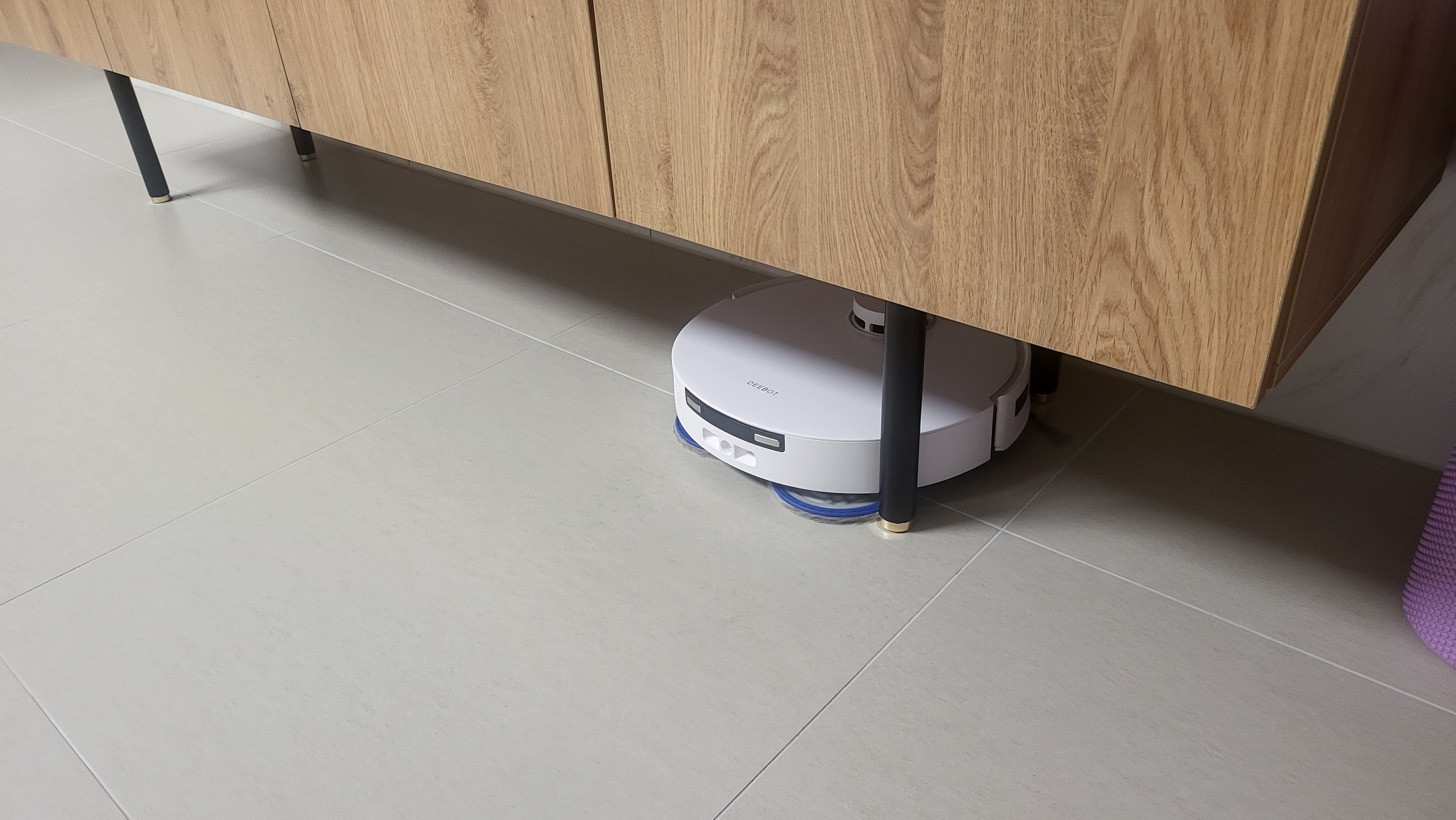 에코백스 디봇 T30S 콤보 TruEdge 모서리 밀착 물걸레 청소 디테일