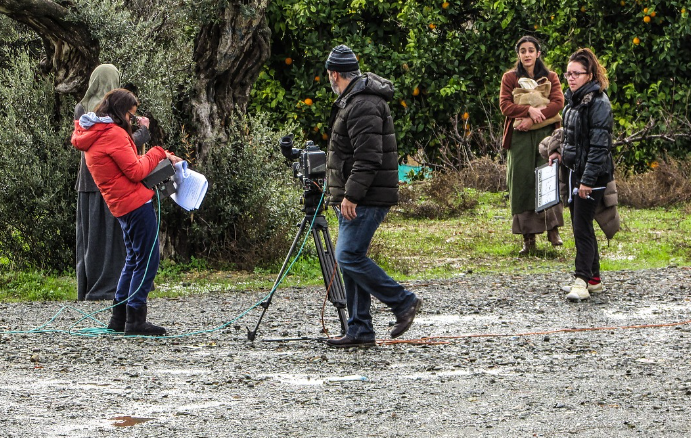 그레타 거윅 영화 찍기전 촬영하는 준비