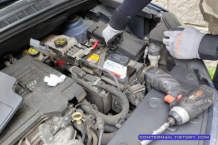 올란도 배터리 교체