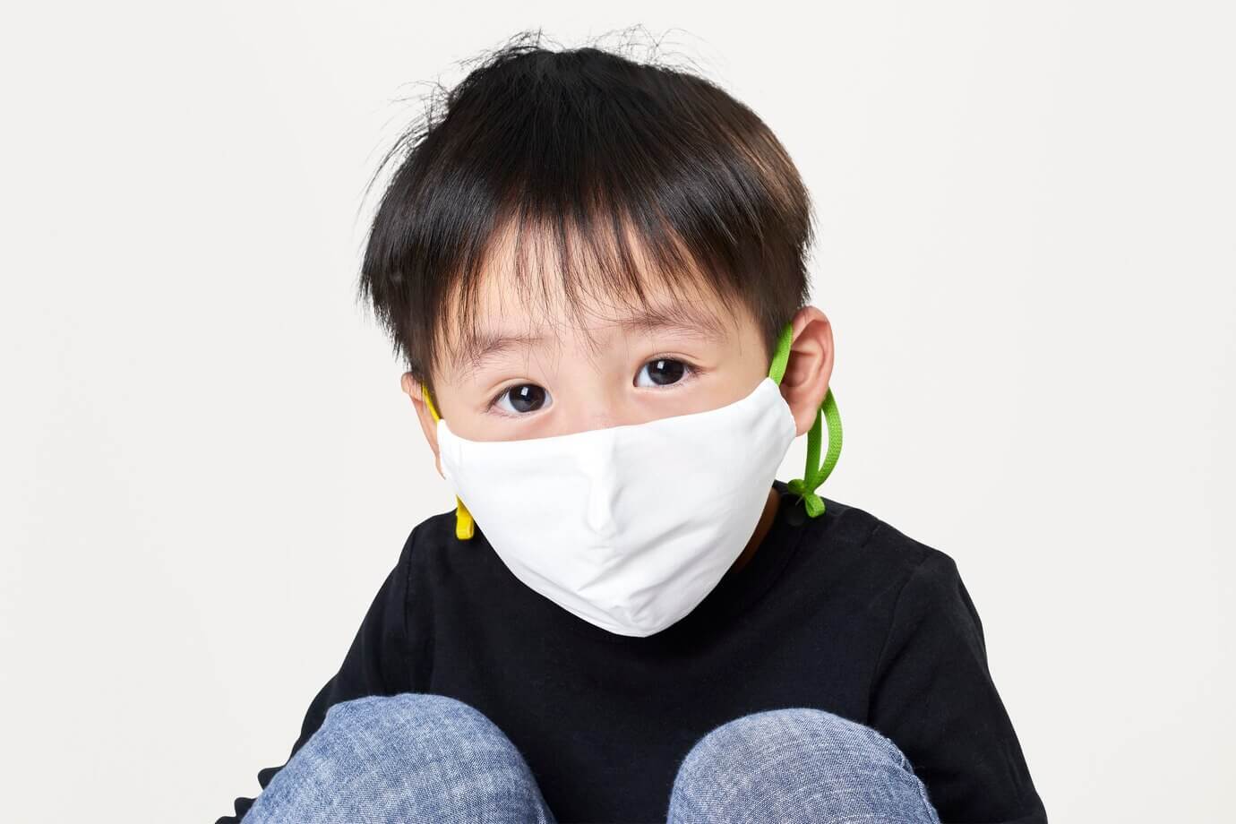 boy-wearing-white-face-mask