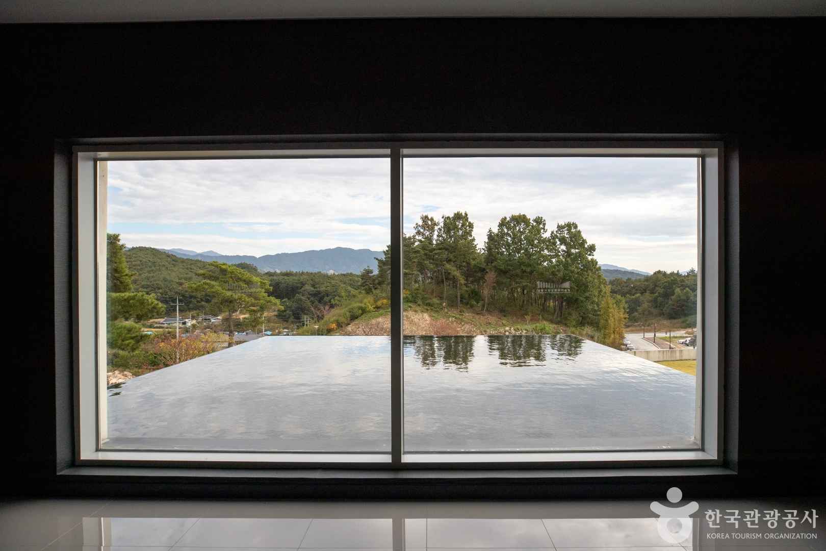 남원시립김병종미술관