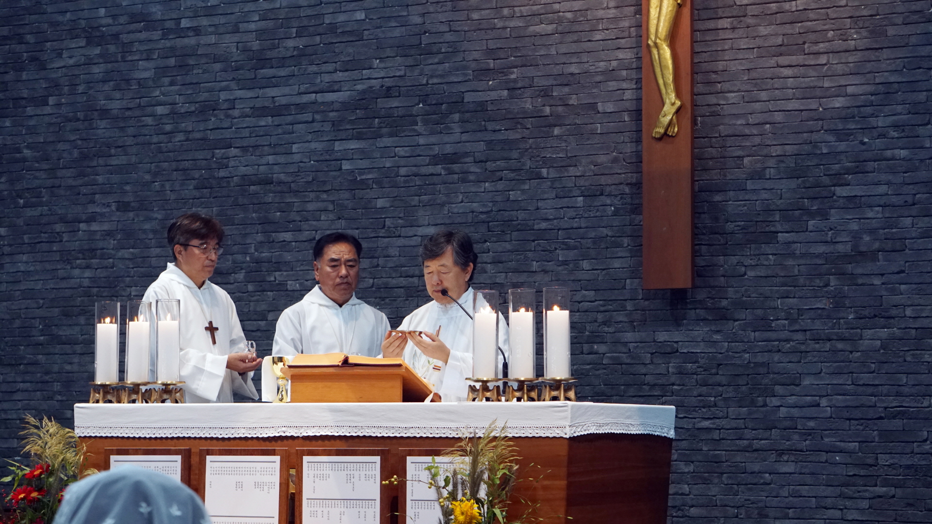 img.jpg?credential=yqXZFxpELC7KVnFOS48yl