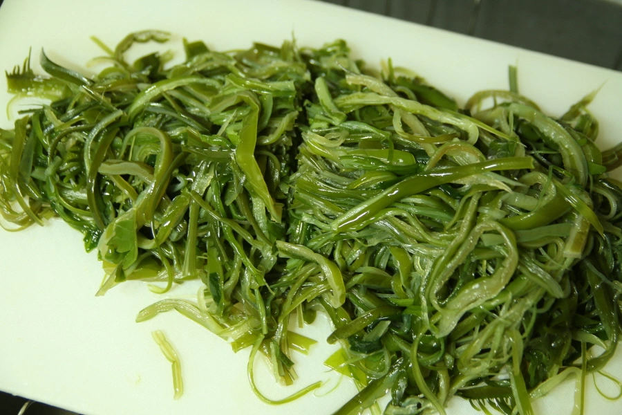 미역줄기 자른 모습