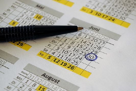 2025년 음력 달력 완벽 분석 : 윤달 활용법부터 추천 앱까지!12