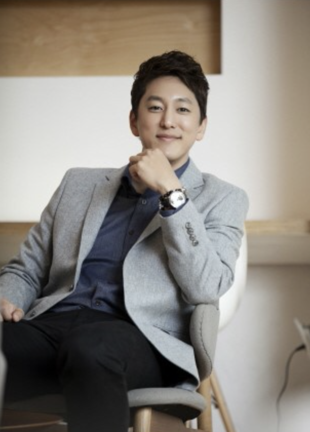 한석준 정장