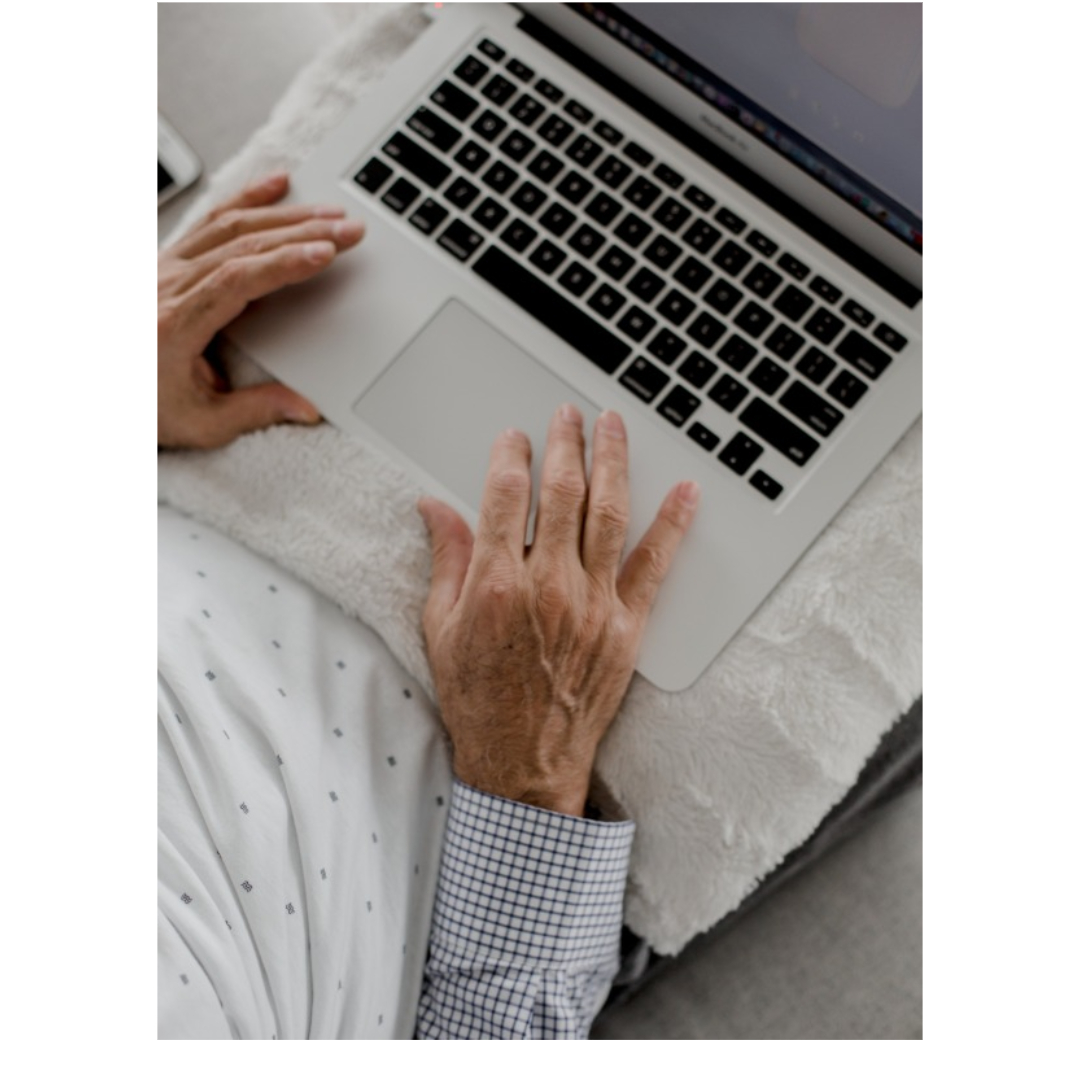 손가락마디통증과 관련된 사진입니다.