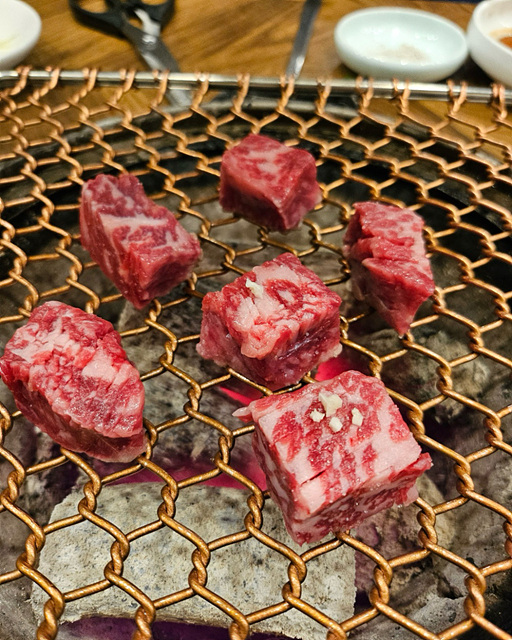 부산 서면 맛집 베스트 10 현지인 추천 부산진구 서면한우가 3found 숙성화로 소제이 EU 피자&amp;파스타 바오하우스 까치솥뚜껑닭도리 고베규카츠 신촌양푼이 사미헌
