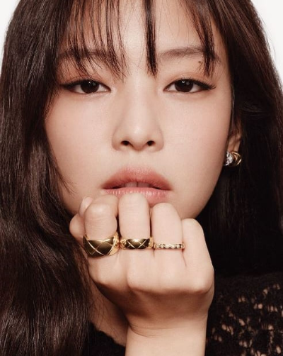 코코크러쉬를 착용한 제니