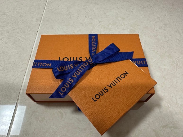 루이비통 포켓 오거나이저 모노그램 섀도우 포장