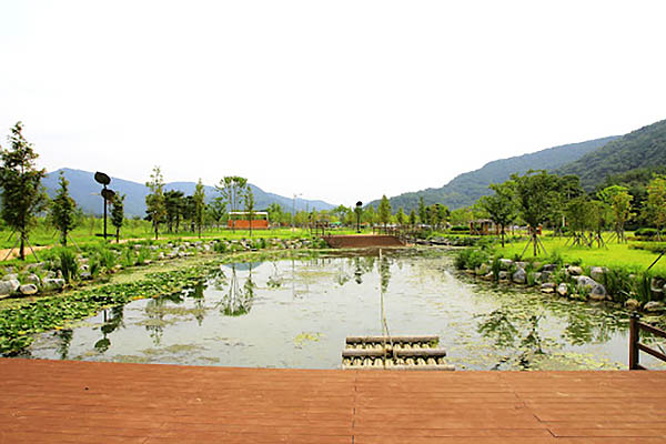 의령군 설뫼충효테마파크야영장 소개