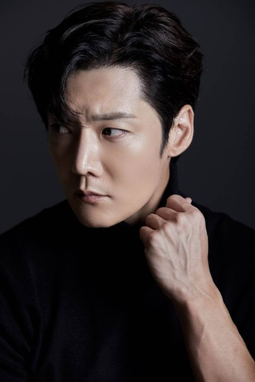 배우 최진혁