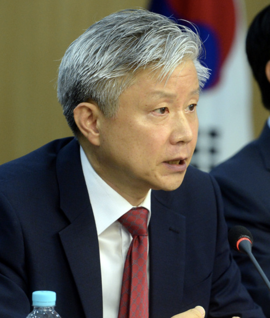 성창경 정치활동