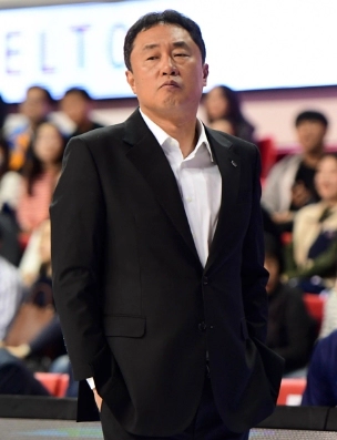kcc 전창진 감독 1년 재계약 이유 배경