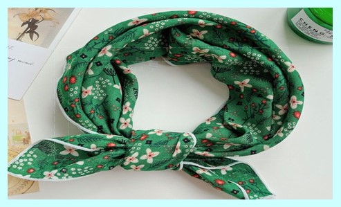 플로럴 패턴 스카프