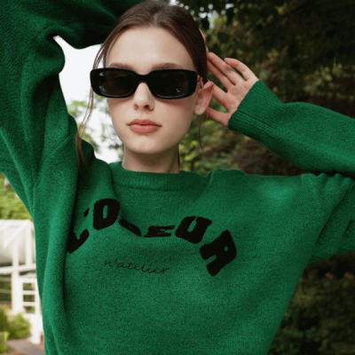 나인 로더 부클 자수 블루종 니트