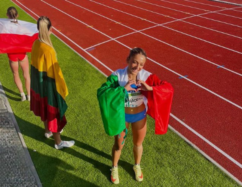 에리카 사라세니 기록과 경계를 넘는 미모 2