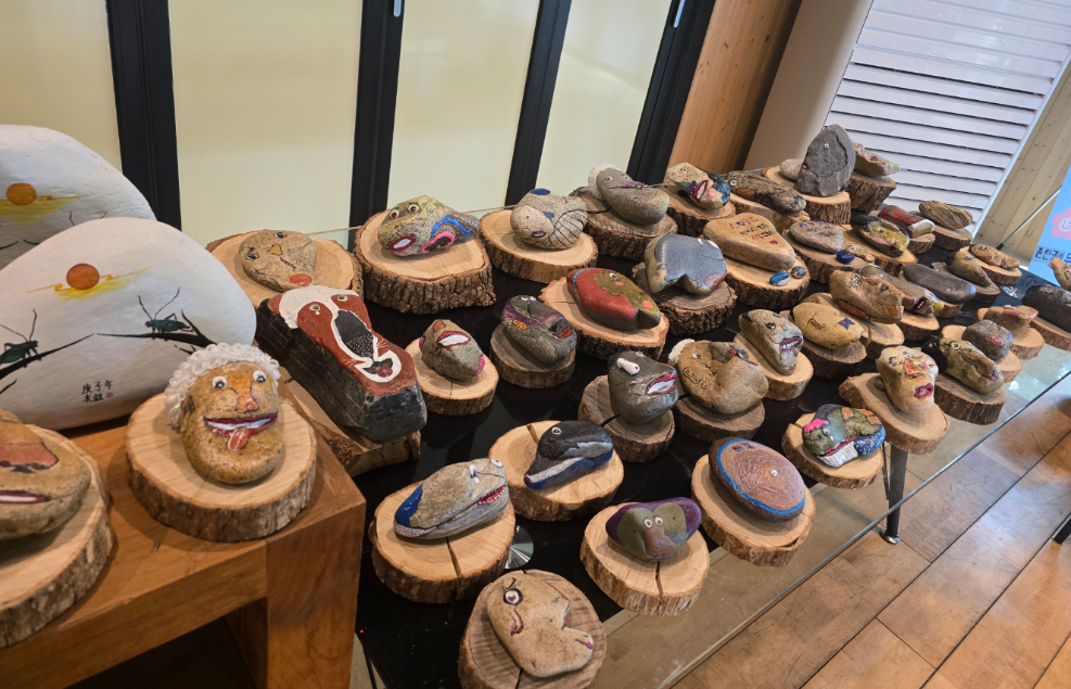 파주 아이스타일 카페내부 사진