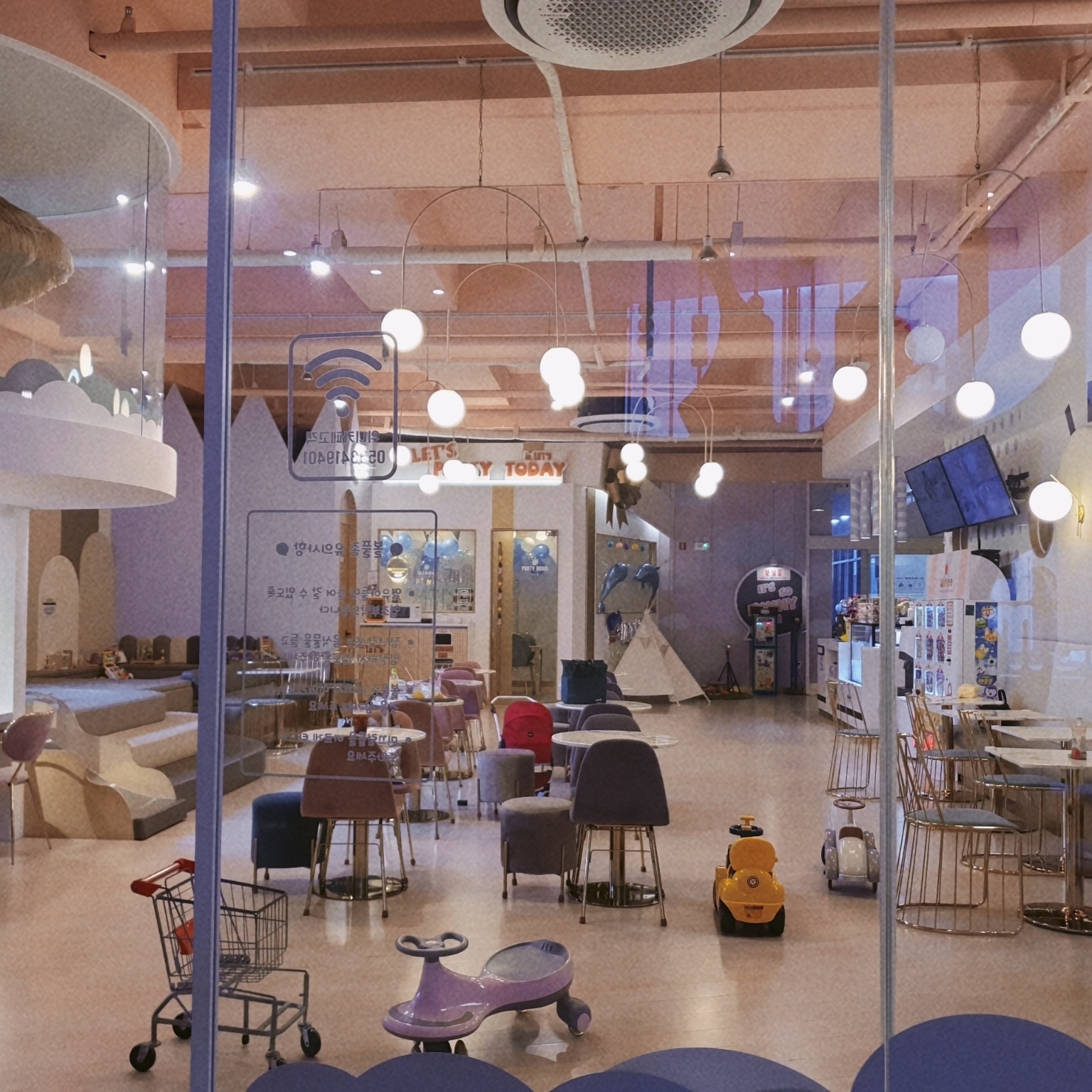 위니 키즈카페 내부모습5