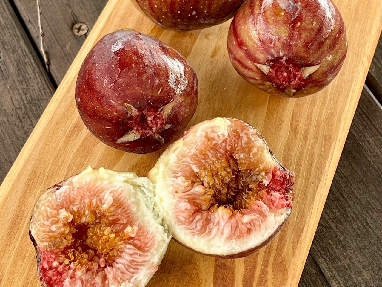 꿀처럼 달콤한 영암 햇무화과, 제철에 맛보는 달콤한 무화과