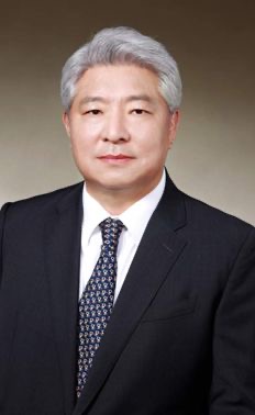 김홍일 방통위원장 탄핵 사퇴