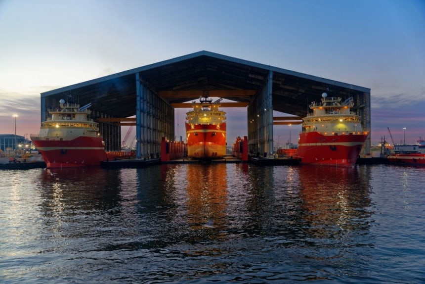 HD현대의 조선 부문 중간지주사인 HD한국조선해양이 6월 19일(현지 시간) 미국 루이지애나주 뉴올리언스 에디슨 슈에스트 오프쇼어 본사에서 열린 미국 상선 건조를 위한 전략적·포괄적 파트너십을 체결했다고 밝혔다. 사진은 에디슨 슈에스트 오프쇼어 조선소 전경.