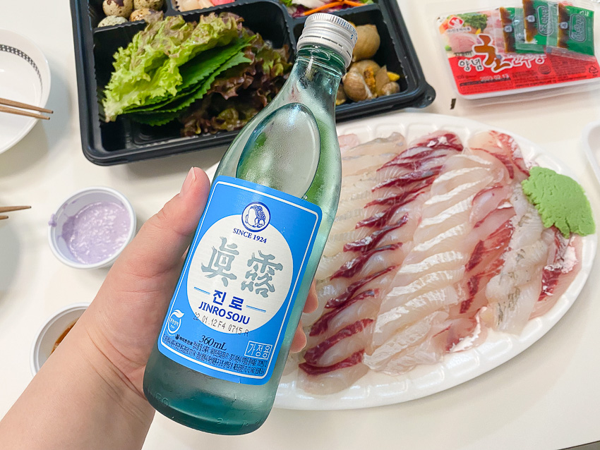 보리숭어와 봄도다리와 함께하는 진로이즈백 한 잔