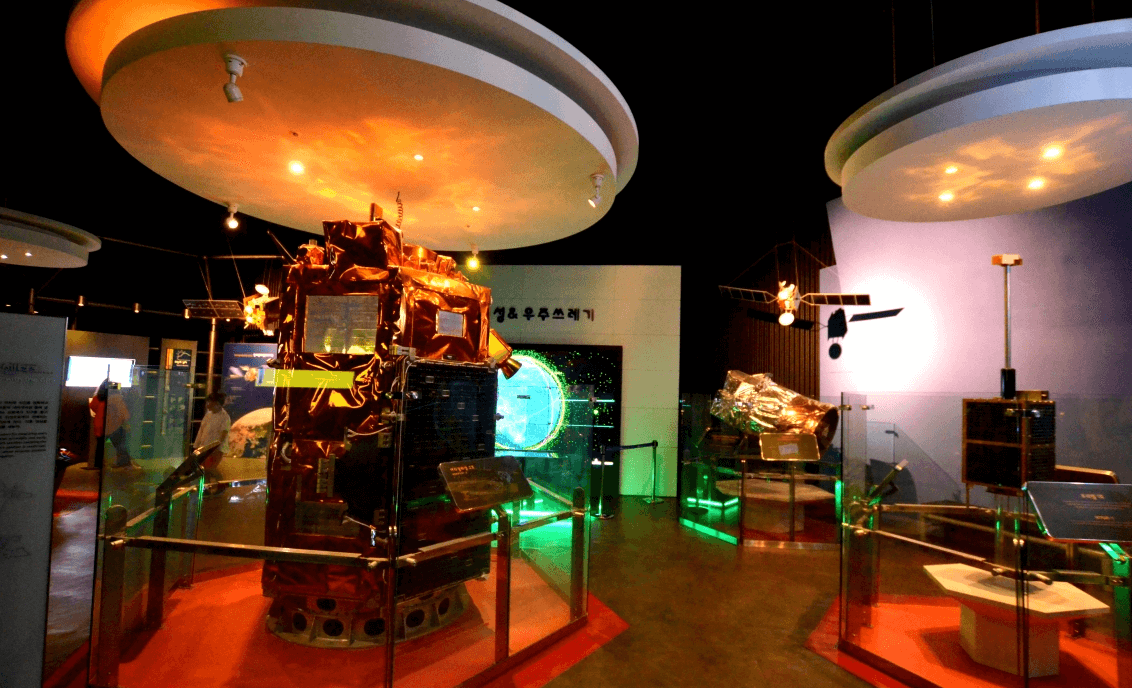 나로도 우주과학관 내부
