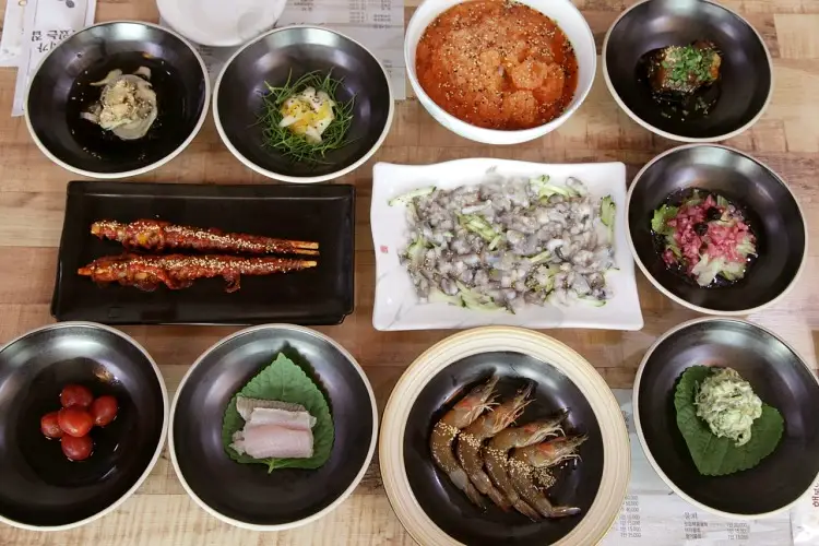 국내산 낙지로 만든 낙지볶음 & 낙지 물회 맛있는 곳 추천