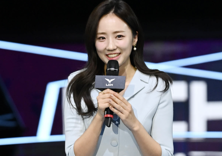 배혜지 아나운서
