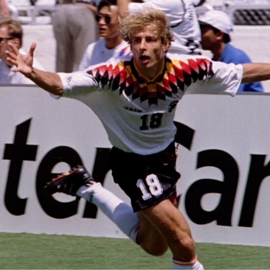 선수시절 골 세러머니하는 클린스만