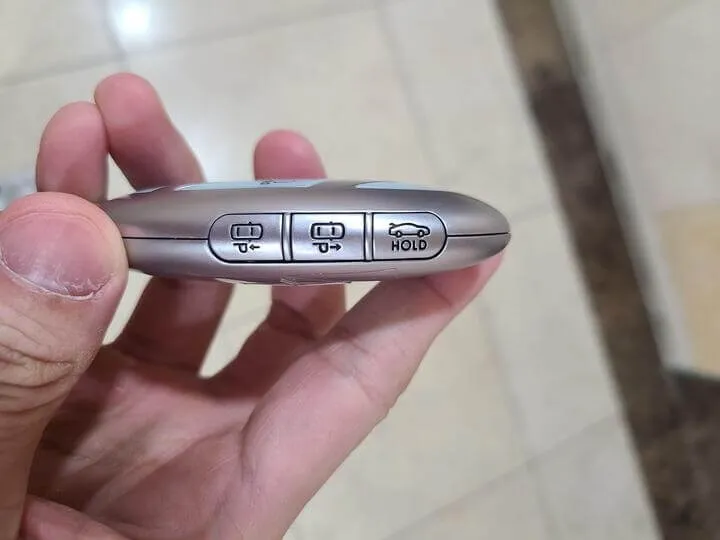 아이오닉6 스마트키 측면