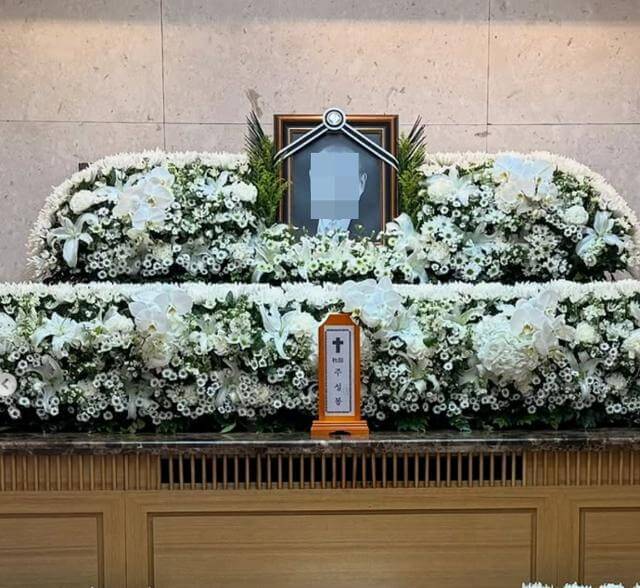 작곡가 주영훈 부친상, 배우자 이윤미 추모글 남겨..