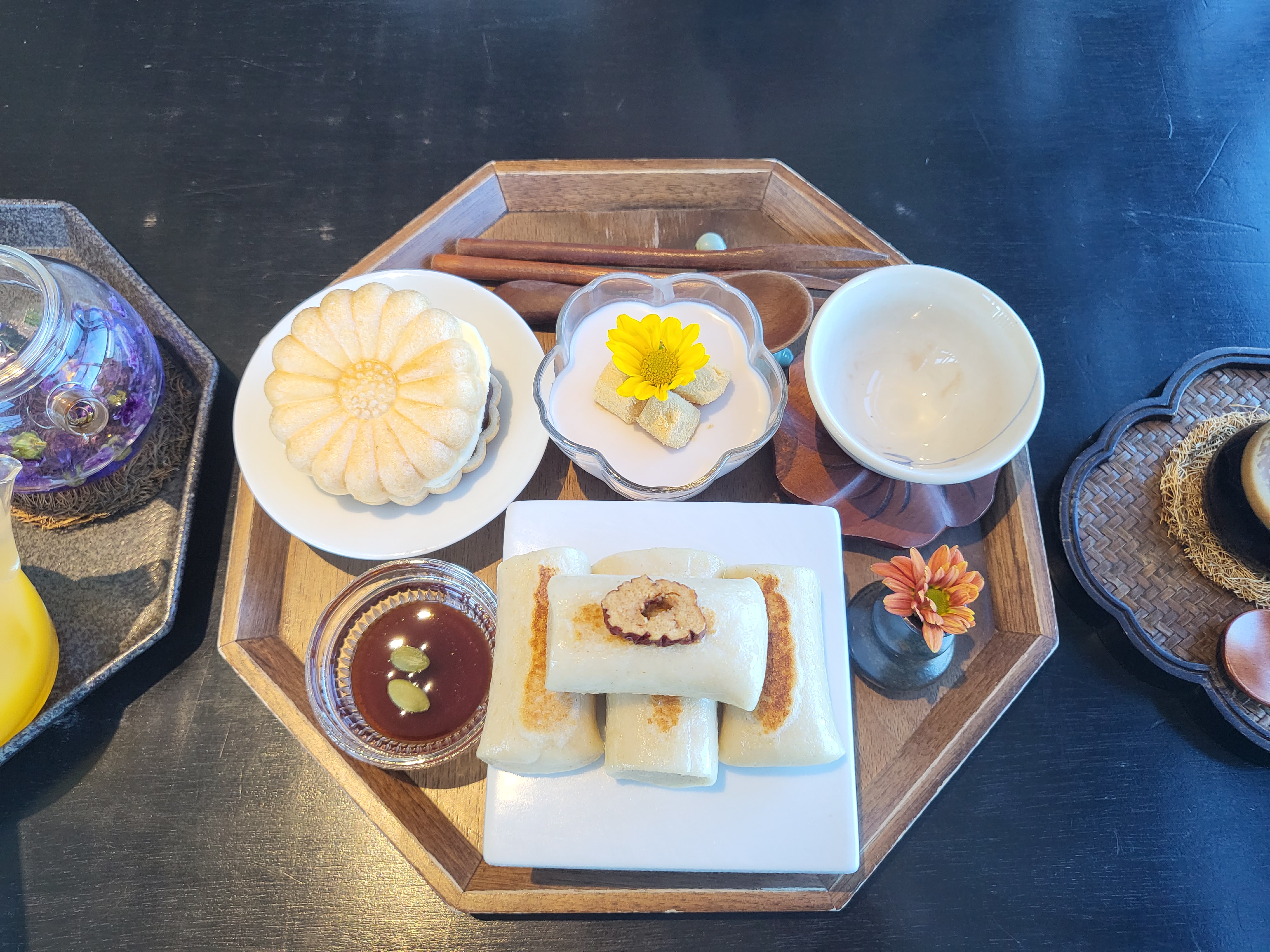 차덕분:영종도 구읍뱃터 바닷가 전망 이쁜 전통카페 차와 디저트 메뉴